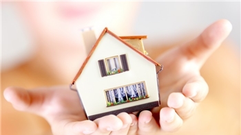 С Днем работников ЖКХ и сферы обслуживания!